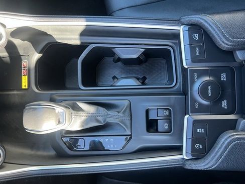 Used 2025 Toyota Grand Highlander AWD image 36