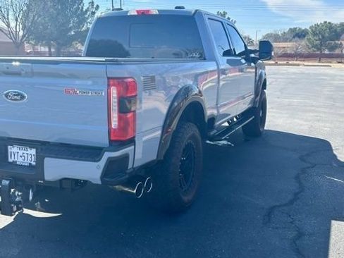 Used 2024 Ford F250 Lariat w/ Lariat Ultimate Package AWD/4WD image 5