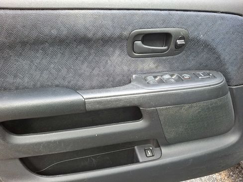 Used 2006 Honda CR-V LX image 9