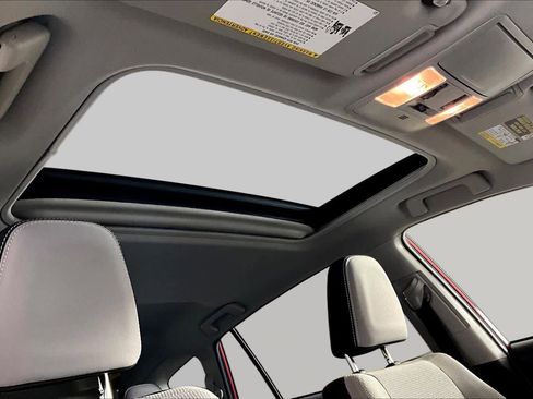 Used 2017 Toyota RAV4 XLE w/ Carpet Mat Package FWD image 14