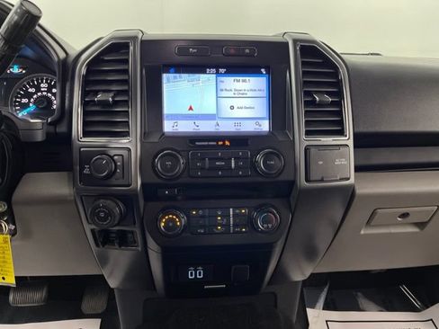 Used 2018 Ford F150 XLT w/ Equipment Group 302A Luxury AWD/4WD image 25
