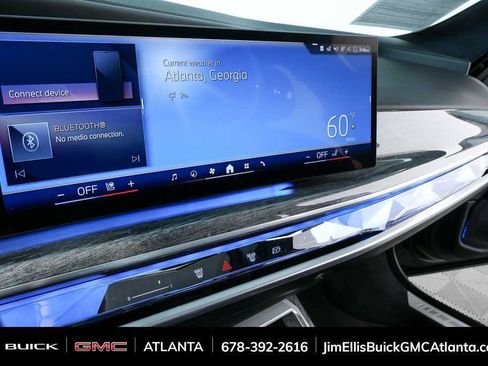 Used 2023 BMW 760i xDrive AWD/4WD image 13