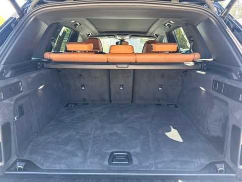 Certified 2022 BMW X5 xDrive40i w/ M Sport Package image 6