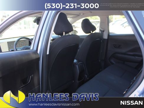 Used 2024 Hyundai Kona SE FWD image 14