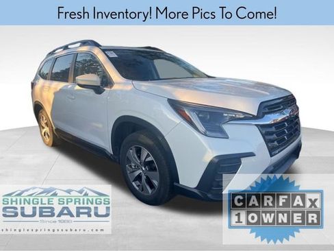 Used 2025 Subaru Ascent Premium image 1