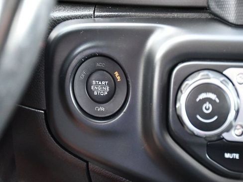 Used 2018 Jeep Wrangler Unlimited Sport S AWD/4WD image 23