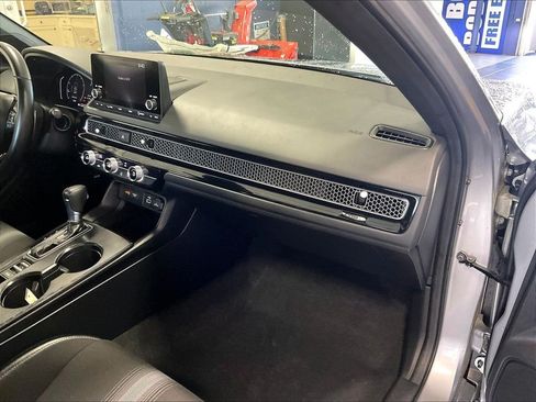 Used 2024 Honda Civic Sport image 13