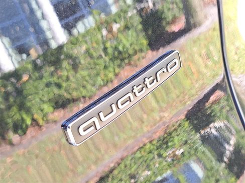 Certified 2025 Audi Q5 Premium Plus w/ Premium Plus image 6