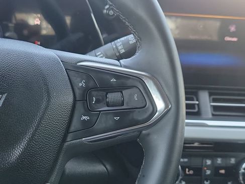 Certified 2026 Chevrolet Trax LT w/ Driver Confidence Package FWD image 28