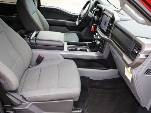 Used 2025 Ford F150 XLT w/ Equipment Group 301A Standard image 15