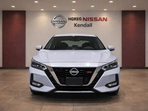 Used 2024 Nissan Altima 2.5 SR FWD image 5