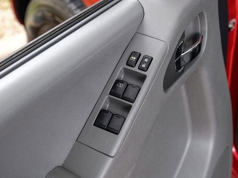 Used 2019 Nissan Frontier SV RWD image 39