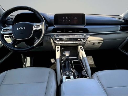Used 2022 Kia Telluride S image 7