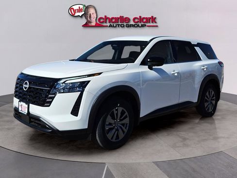 New 2026 Nissan Pathfinder SV FWD image 1