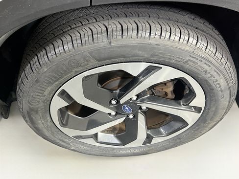 Used 2022 Subaru Forester Touring w/ Popular Package #2 image 32