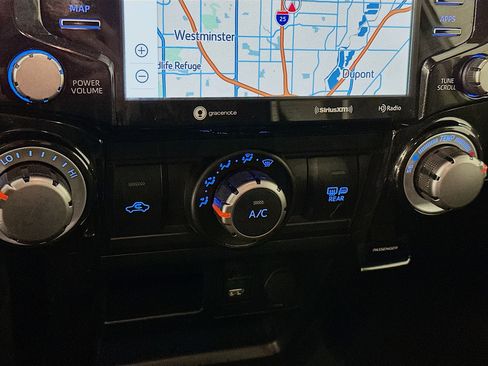 Used 2024 Toyota 4Runner TRD Off-Road Premium image 24