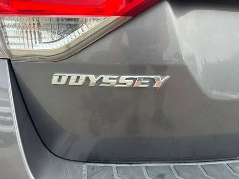 Used 2015 Honda Odyssey Touring Elite image 26