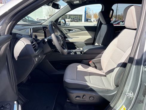 New 2026 Chevrolet Traverse LT image 20