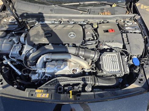 Certified 2025 Mercedes-Benz CLA 250 4MATIC image 27