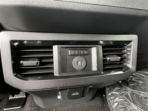 New 2026 Ford F250 Platinum w/ Tremor Off-Road Package image 12