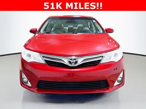 Used 2014 Toyota Camry XLE image 3