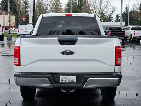 Used 2016 Ford F150 XLT w/ Equipment Group 301A Mid image 4