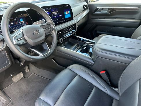 Certified 2025 Chevrolet Tahoe Z71 image 10