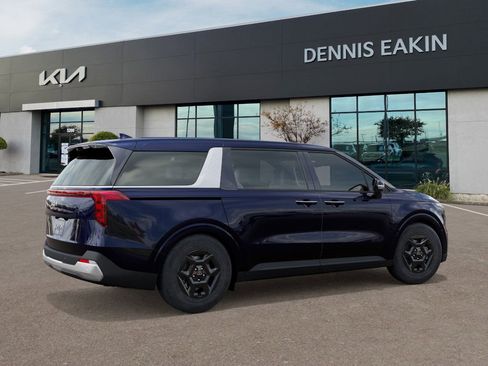 New 2026 Kia Carnival LXS image 6