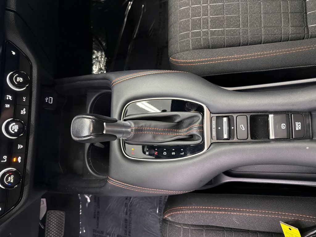 Used 2024 Honda HR-V Sport image 29