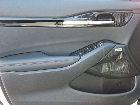 Used 2024 Kia Seltos SX image 13