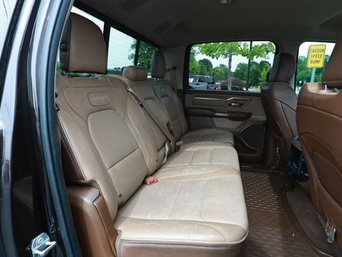 Used 2019 RAM 1500 Limited AWD/4WD image 32