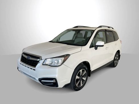Used 2017 Subaru Forester 2.5i Premium image 1