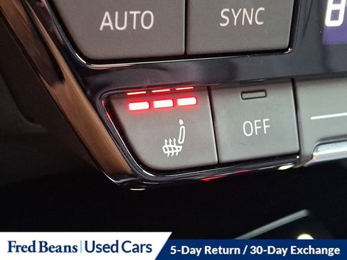 Used 2024 Audi Q4 e-tron Premium Plus image 24