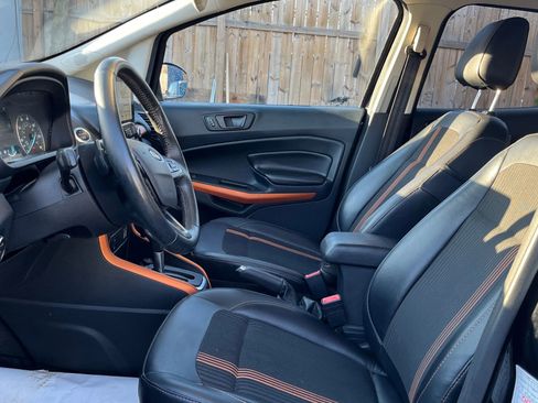 Used 2018 Ford EcoSport SES image 9