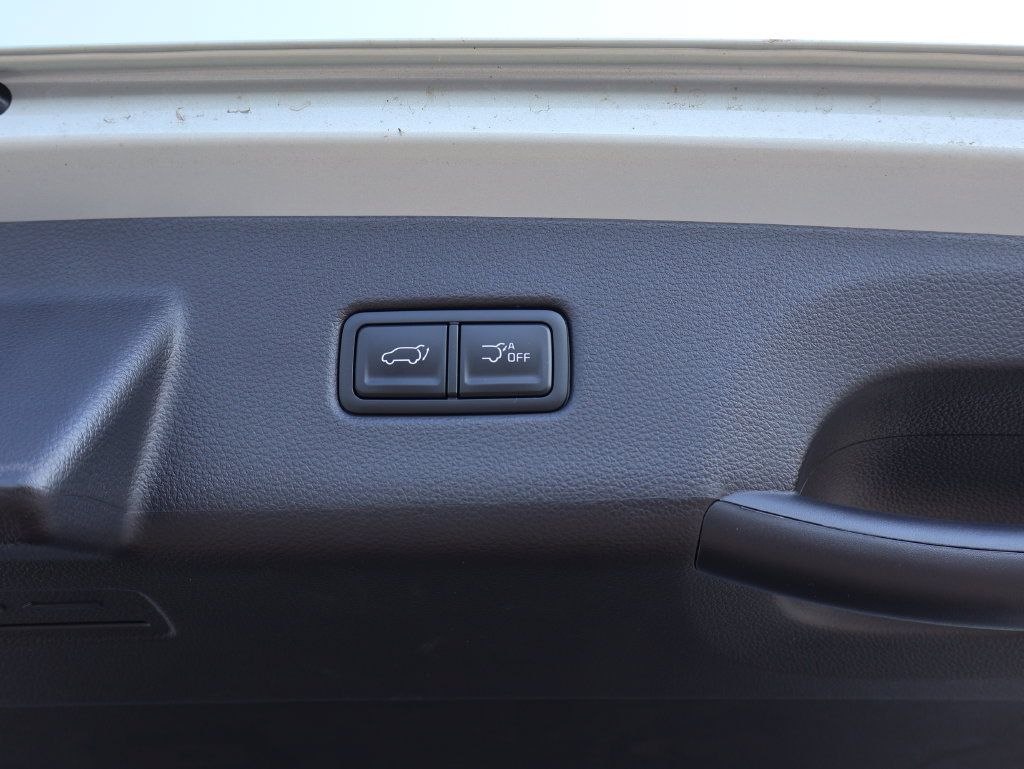 New 2027 Kia Carnival EX w/ Dark Edition Package FWD image 12