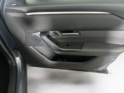 Used 2025 MAZDA CX-50 AWD 2.5 S w/ Premium Package image 32