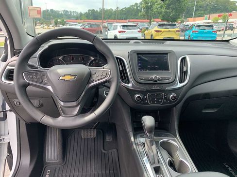 Certified 2024 Chevrolet Equinox LT AWD/4WD image 19