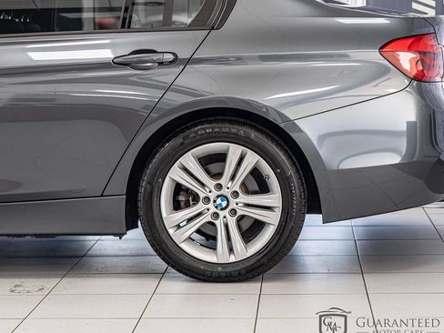 Used 2016 BMW 328i xDrive Sedan AWD/4WD image 8