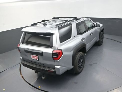 Used 2026 Toyota 4Runner SR5 image 28