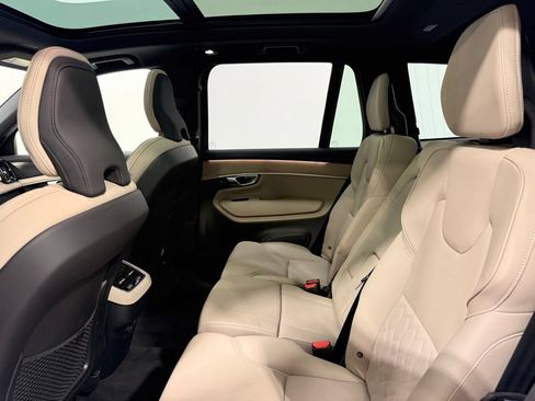Used 2026 Volvo XC90 B6 Plus AWD/4WD image 21