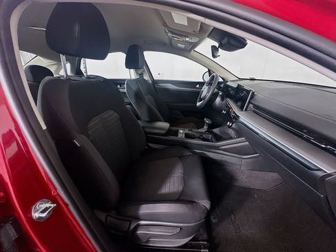 Used 2025 Kia K5 LXS image 32