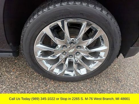 Used 2021 Chevrolet Tahoe Premier w/ Premium Package image 4