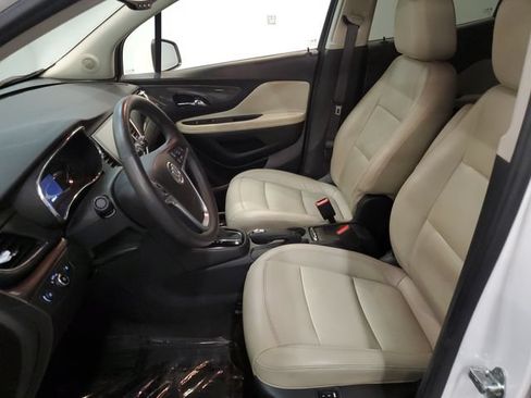 Used 2017 Buick Encore Essence AWD/4WD image 9