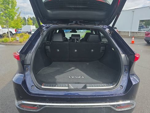 Used 2021 Toyota Venza XLE w/ Carpet Mat Package (TMS) AWD/4WD image 25