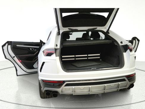 Used 2023 Lamborghini Urus S AWD/4WD image 13