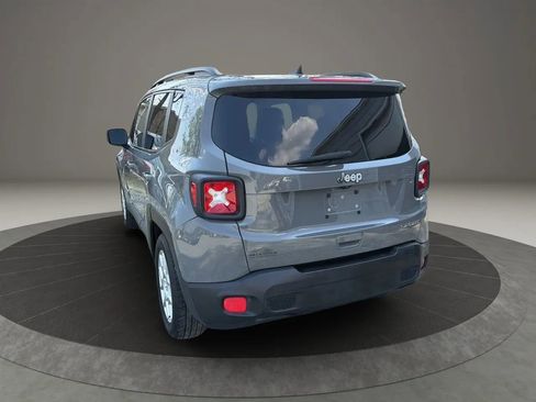 Used 2022 Jeep Renegade Sport w/ Sport Appearance Group FWD image 25