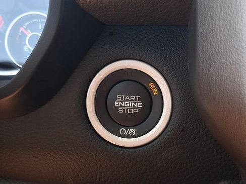 Used 2022 RAM 1500 Big Horn AWD/4WD image 25