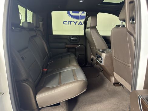 Used 2020 GMC Sierra 2500 Denali w/ Denali Ultimate Package AWD/4WD image 39