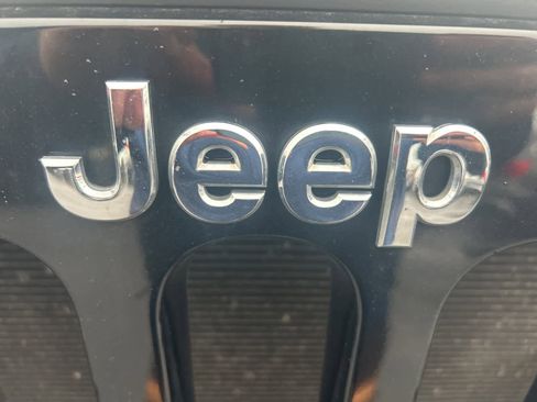 Used 2011 Jeep Wrangler Unlimited Sport image 13