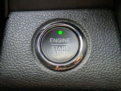 Used 2015 Ford F150 Lariat image 35